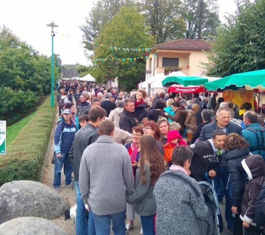 Foire de la Châtaigne de Mourjou 2026 – France Foire de la Châtaigne de Mourjou 2026 – France